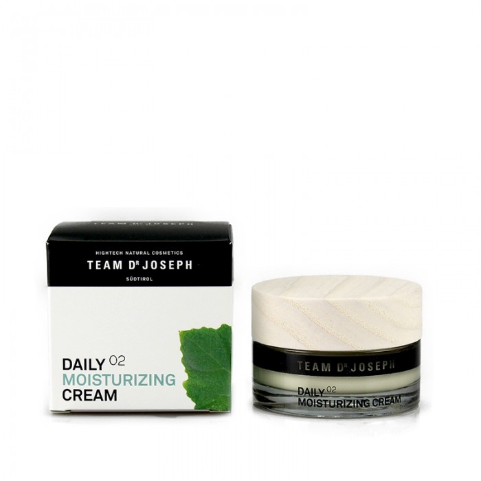 Daily Moisturizing Cream - 02 Moisturizing - Team Dr Joseph